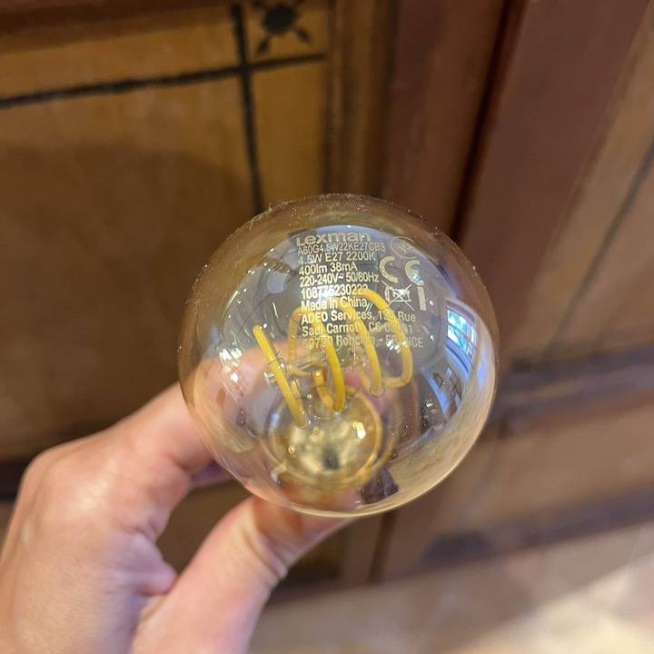 property management mallorca Sineu lightbulp